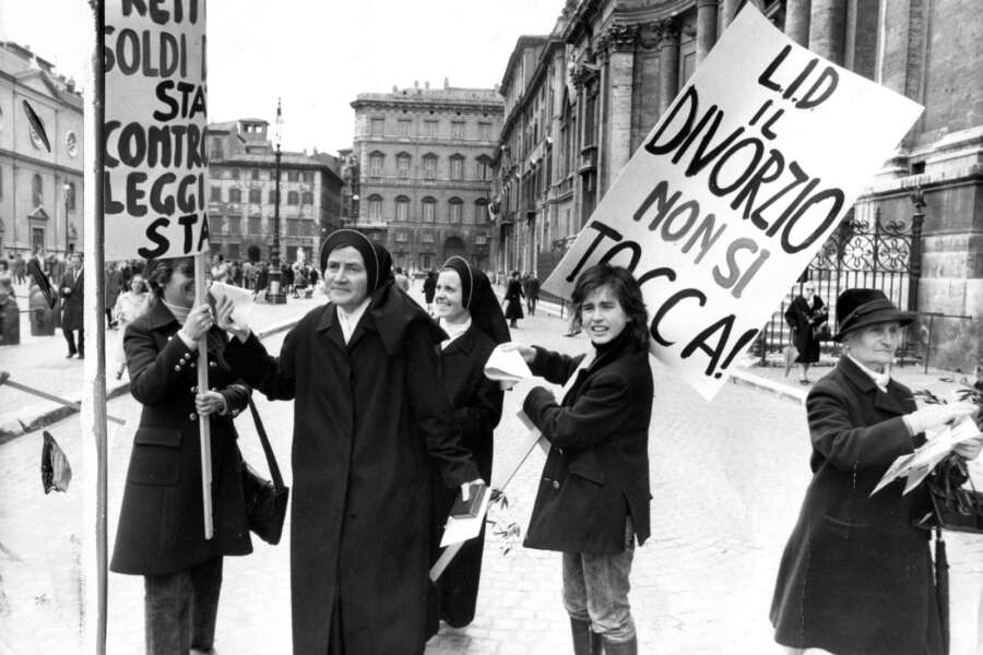 “Il divorzio è un tuo diritto, difendilo”, 50 anni fa il referendum che cambiò volto all’Italia