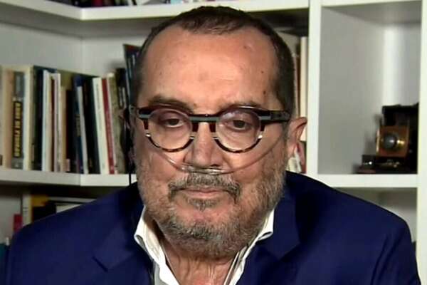 Addio a Franco Di Mare, il giornalista stroncato dal mesotelioma: la carriera, la guerra, l’amianto e l’attacco alla Rai