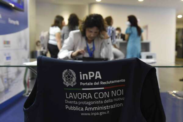 Quanto paga la pubblica amministrazione? L’analisi del rapporto tra merito e retribuzione