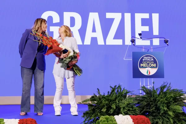 La presidente del Consiglio Giorgia Meloni (dx) e Caterina Funel di Gioventù Nazionale durante la conferenza stampa sui risultati delle elezioni europee al comitato elettorale di Fratelli d’Italia a Roma, Lunedì, 10 Giugno 2024 (Foto Roberto Monaldo / LaPresse)
Prime Minister Giorgia Meloni (right) and Caterina Funel, member of Gioventù Nazionale during the press conference on the results of the european elections at the Fratelli d’Italia party electoral committee in Rome, Monday, June 10, 2024 (Photo by Roberto Monaldo / LaPresse) La presidente del Consiglio Giorgia Meloni (dx) e Caterina Funel di Gioventù Nazionale durante la conferenza stampa sui risultati delle elezioni europee al comitato elettorale di Fratelli d’Italia a Roma, Lunedì, 10 Giugno 2024 (Foto Roberto Monaldo / LaPresse)
Prime Minister Giorgia Meloni (right) and Caterina Funel, member of Gioventù Nazionale during the press conference on the results of the european elections at the Fratelli d’Italia party electoral committee in Rome, Monday, June 10, 2024 (Photo by Roberto Monaldo / LaPresse)