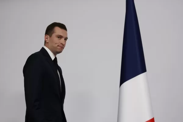 Risultati elezioni Francia: RN sotto il 35%, Macron al 22%. Le Pen: “La democrazia ha parlato, ora vogliamo maggioranza assoluta”