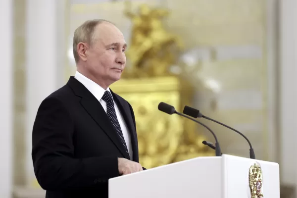 L’unico desiderio di Putin è distruggere gli Stati Uniti, il fronte con gli ‘Stati canaglia’: la minaccia che scuote anche l’amico Trump
