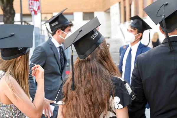 Pochi giovani Stem, Italia penultima in Europa: un freno per crescita e occupazione