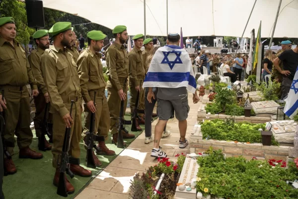 La sicurezza di Israele va ripristinata, ma la colpevole indifferenza va in scena anche quando gli Houthi colpiscono Tel Aviv La sicurezza di Israele va ripristinata, ma la colpevole indifferenza va in scena anche quando gli Houthi colpiscono Tel Aviv