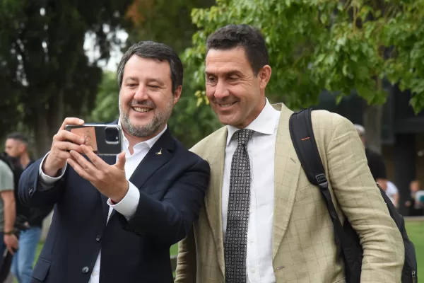 MATTEO SALVINI MINISTRO DELLE INFRASTRUTTURE E DEI TRASPORTI     ROBERTO VANNACCI   GENERALE