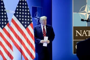 Come Trump può cambiare pelle alla Nato: pace ibrida in Ucraina e pressione sulla Cina nel Pacifico Come Trump può cambiare pelle alla Nato: pace ibrida in Ucraina e pressione sulla Cina nel Pacifico