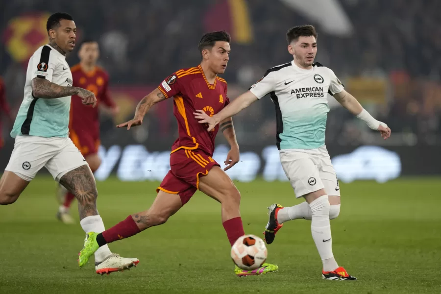 Napoli, tremano i Campi Flegrei “ma il calciomercato è più imprevedibile”. Arrivano Gilmour e McTominay: le cifre