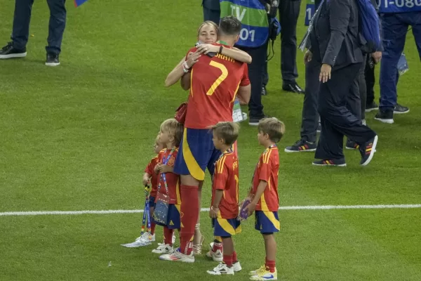 Alvaro Morata e Alice Campello si separano: “Non speculate, è finito l’amore dopo tante piccole incomprensioni. Foto sui social erano vere”