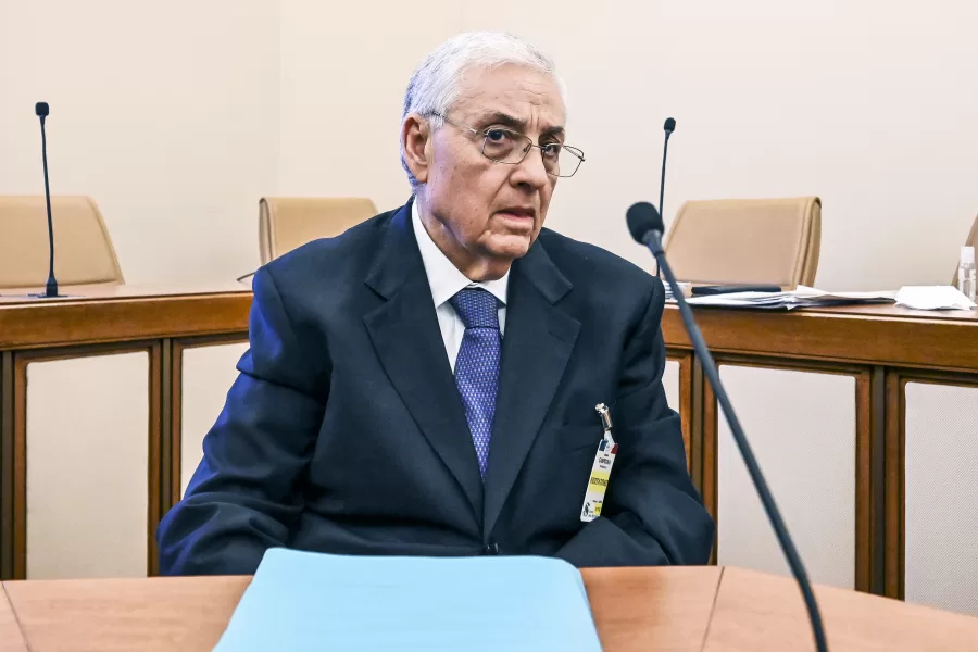 Lettera aperta al dottor Pignatone: stia sereno perché non verrà giudicato dal Tribunale del Vaticano ma si dimetta…