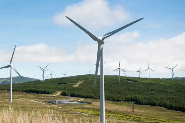 PALA EOLICA PALE EOLICHE EOLICO ORSTED TURBINE TURBINA  ENERGIA PULITA SOSTENBILE RINNOVABILE VERDE