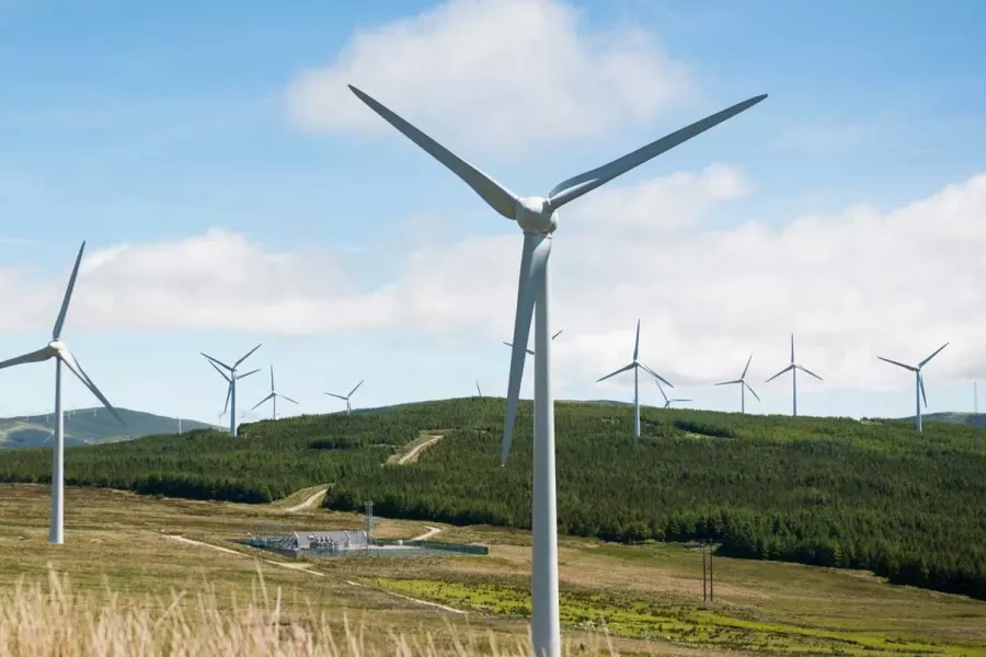 PALA EOLICA PALE EOLICHE EOLICO ORSTED TURBINE TURBINA  ENERGIA PULITA SOSTENBILE RINNOVABILE VERDE