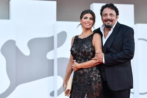 Flora Canto ed Enrico Brignano