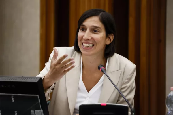 La tavola periodica del Pd, dove ogni casella è una corrente. Mendeleev è chiamato in soccorso