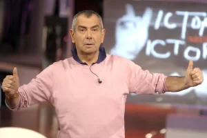 © Gian Mattia D’Alberto / LaPresse
21-04-2010 Milano, Italia
spettacolo
Victor Victoria
nella foto: Luca Giurato
© Gian Mattia D’Alberto / LaPresse
21-04-2010 Milan
Victor Victoria show
in the picture: Luca Giurato © Gian Mattia D’Alberto / LaPresse
21-04-2010 Milano, Italia
spettacolo
Victor Victoria
nella foto: Luca Giurato
© Gian Mattia D’Alberto / LaPresse
21-04-2010 Milan
Victor Victoria show
in the picture: Luca Giurato