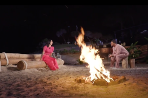 Chi è Titty Scialò, fidanzata gelosissima di Antonio: falò di confronto dopo gli abbracci con Saretta. A Napoli “era al bar con la moglie”