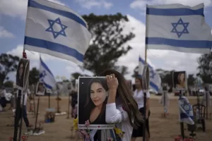 L’eterna lotta di Israele e i suoi nemici, Fiamma Nirenstein racconta “La guerra antisemita contro l’Occidente” L’eterna lotta di Israele e i suoi nemici, Fiamma Nirenstein racconta “La guerra antisemita contro l’Occidente”
