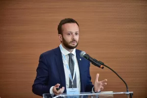 Sondaggi elezioni Liguria, Gigliuto (Piepoli): “Testa a testa Bucci-Orlando, ma gli elettori non amano litigi” Sondaggi elezioni Liguria, Gigliuto (Piepoli): “Testa a testa Bucci-Orlando, ma gli elettori non amano litigi”