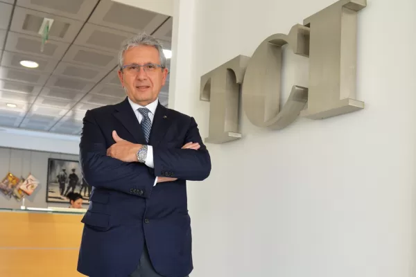 Sanità, la sfida di Gianfranco Librandi: “Il privato deve supportare il pubblico”. L’esempio di ‘Saronno in Salute’, beneficenza attiva e attaccamento alla comunità Sanità, la sfida di Gianfranco Librandi: “Il privato deve supportare il pubblico”. L’esempio di ‘Saronno in Salute’, beneficenza attiva e attaccamento alla comunità