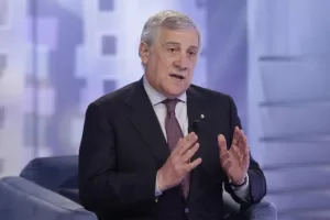 Tajani: “Proiettile sulla palestra della nostra base UNIFIL”