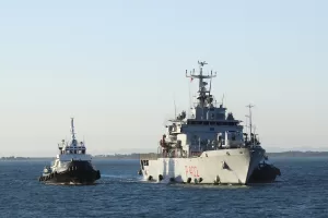 Albania, gli hotspot vuoti e il flop del piano. La nave Libra in viaggio con 8 migranti Albania, gli hotspot vuoti e il flop del piano. La nave Libra in viaggio con 8 migranti