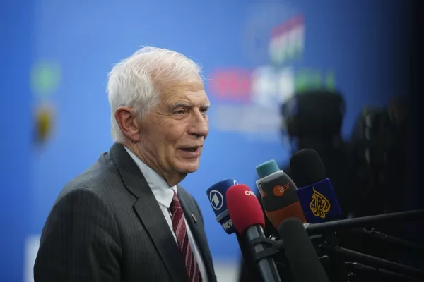 Il curriculum anti-israeliano di Borrell che vede la pace nei regimi delle impiccagioni Il curriculum anti-israeliano di Borrell che vede la pace nei regimi delle impiccagioni