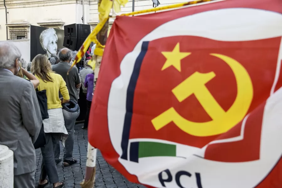 Come si faceva carriera nel Partito Comunista: da giovani militanti a rivoluzionari di professione