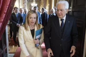 Roma – Il Presidente della Repubblica Sergio Mattarella  in occasione dell’incontro con Giorgia Meloni, Presidente del Consiglio dei Ministri, ed altri membri del Governo, in vista del Consiglio Europeo, oggi 22 marzo 2023.
(Foto di Paolo Giandotti – Ufficio per la Stampa e la Comunicazione della Presidenza della Repubblica)
DISTRIBUTION FREE OF CHARGE – NOT FOR SALE