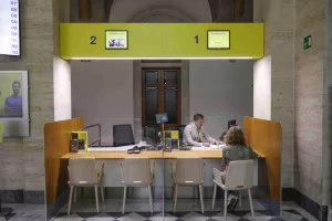 Pubblica amministrazione, la priorità è l’innovazione, poi le assunzioni: per avere una carta d’identità elettronica servono settimane Pubblica amministrazione, la priorità è l’innovazione, poi le assunzioni: per avere una carta d’identità elettronica servono settimane