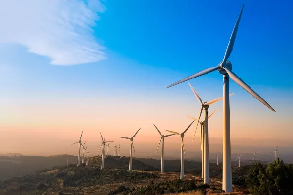 Il Far West eolico corre in Sardegna, ma nel resto d’Italia si va a spanne