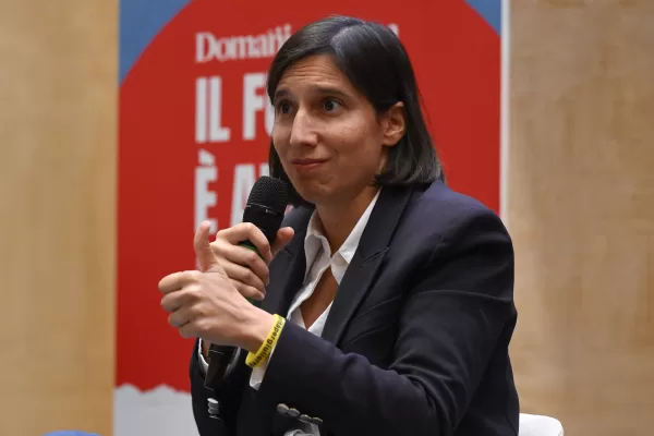 Cara Schlein, l’amalgama che manca al Pd si trova al Centro: una Margherita 2.0 potrebbe amplificare la fuga a destra Cara Schlein, l’amalgama che manca al Pd si trova al Centro: una Margherita 2.0 potrebbe amplificare la fuga a destra