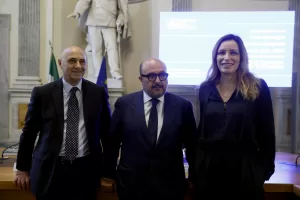 Cine-audiovisivo: il Tar boccia i decreti di riforma del settore. Si aggrava la crisi, studios di Cinecittà vuoti Cine-audiovisivo: il Tar boccia i decreti di riforma del settore. Si aggrava la crisi, studios di Cinecittà vuoti