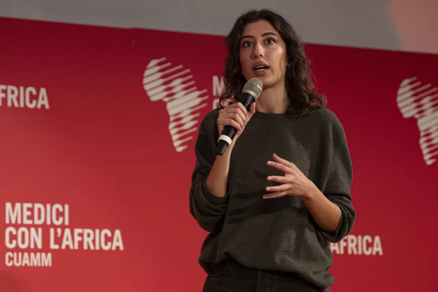 Cecilia Sala, i genitori chiedono il silenzio: “Fase complicata e molto preoccupante, accogliete nostra richiesta”. Iran: “Italia non segua politica Usa”