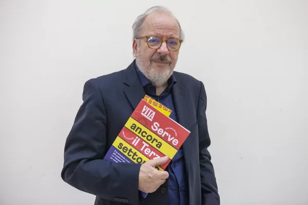 Addio a Riccardo Bonacina, una vita a raccontare con l’umiltà del ricercatore ed il coraggio dell’uomo libero