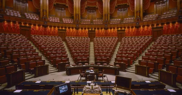 L Italia è Una Repubblica Parlamentare L'Italia è ancora una repubblica parlamentare?