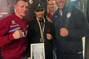 Salvatore Attrattivo vince i Nazionali Assoluti di Boxe ed è Campione d