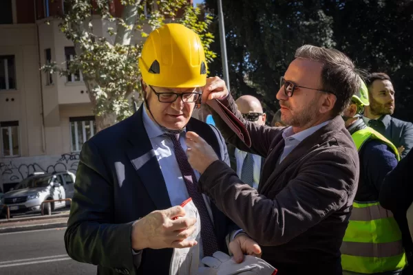 Daniele Cinà, il social guru di Gualtieri: “E’ il sindaco più visto sui social in Europa, la chiave è la trasparenza” Daniele Cinà, il social guru di Gualtieri: “E’ il sindaco più visto sui social in Europa, la chiave è la trasparenza”