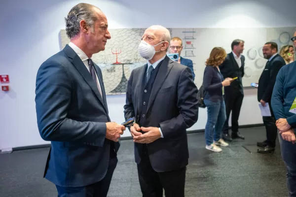 Guerra al terzo mandato, capipartito sempre più presidenti della Corea del Nord mentre su De Luca e Zaia spettri di “derive autoritarie”