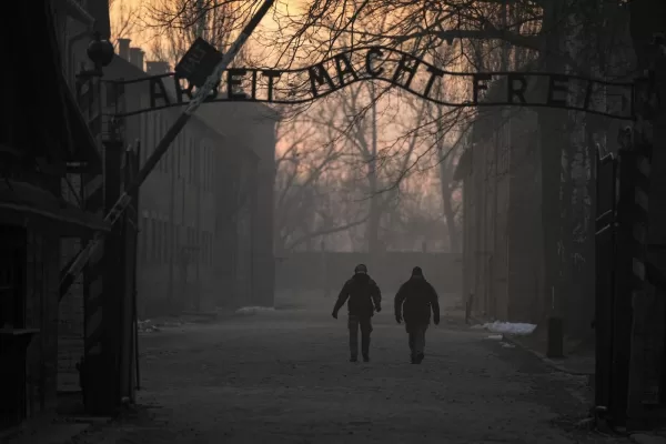 1945-2025: a 80 anni da Auschwitz-Birkenau. Quando l’uomo scoprì l’orrore per sé stesso