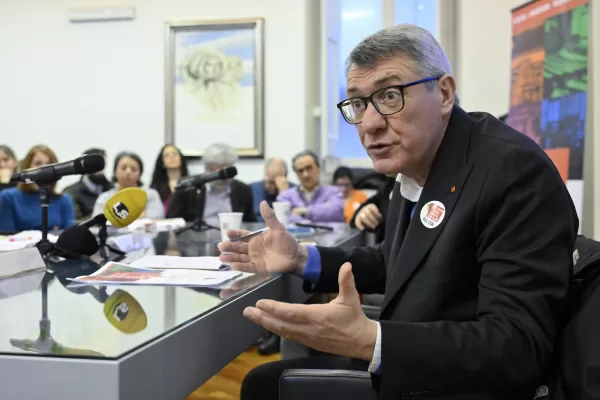 Landini vuol far piangere Musk, ma è il segretario Cgil a far piangere noi: così il sindacato rischia di approdare nei porti insicuri del populismo