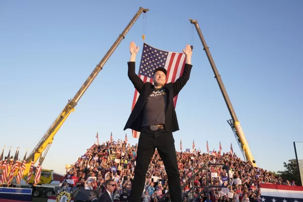 Elon Musk si lamenta con Wikipedia per il saluto nazista: il problema è che non la può comprare