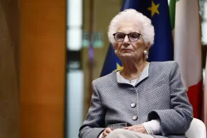 La senatrice Liliana Segre  partecipa alla Presentazione del libro Il Nemico Ideale di Natania Zevi   Ñ Roma, Italia – Giovedi , 14 Ottobre   2024 (foto Cecilia Fabiano/LaPresse) 

Senator Liliana Segre  in the presentation of the book Il Nemico Ideale by Natania Zevi Ñ Rome , Italy – Thursday  October 14 , 2024  (photo Cecilia Fabiano / LaPresse)