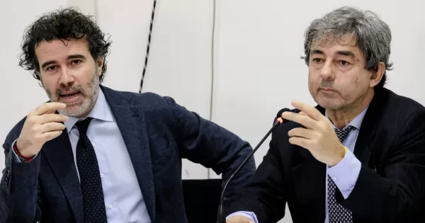 ANM, Chủ tịch Parodi và Thư ký Maruotti phát biểu: "Chúng tôi sẽ giải thích lý do tại sao chúng tôi phản đối việc tách biệt sự nghiệp."