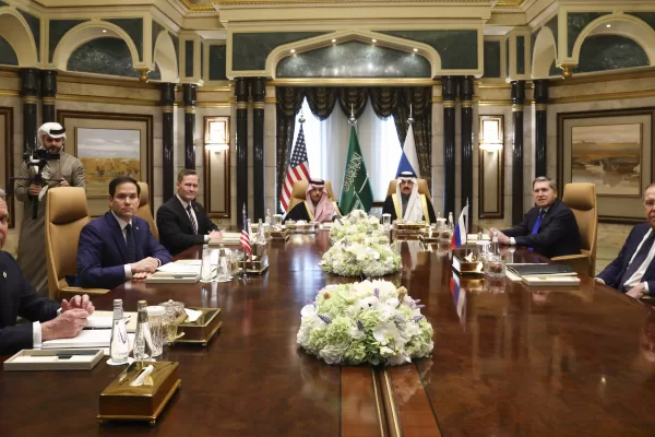 U.S. Secretary of State Marco Rubio, second left, meets with Saudi Foreign Minister Prince Faisal bin Farhan Al Saud, Saudi National Security Advisor Mosaad bin Mohammad Al-Aiban, U.S. National Security Advisor Mike Waltz, third left, U.S. Middle East envoy Steve Witkoff, left, Russian Foreign Minister Sergei Lavrov, right, and Russian President Vladimir Putin’s foreign policy advisor Yuri Ushakov, second right, at Diriyah Palace, in Riyadh, Saudi Arabia, Tuesday Feb. 18, 2025. (Evelyn Hockstein/Pool Photo via AP)
Associated Press / LaPrseese
Only italy and Spain U.S. Secretary of State Marco Rubio, second left, meets with Saudi Foreign Minister Prince Faisal bin Farhan Al Saud, Saudi National Security Advisor Mosaad bin Mohammad Al-Aiban, U.S. National Security Advisor Mike Waltz, third left, U.S. Middle East envoy Steve Witkoff, left, Russian Foreign Minister Sergei Lavrov, right, and Russian President Vladimir Putin’s foreign policy advisor Yuri Ushakov, second right, at Diriyah Palace, in Riyadh, Saudi Arabia, Tuesday Feb. 18, 2025. (Evelyn Hockstein/Pool Photo via AP)
Associated Press / LaPrseese
Only italy and Spain