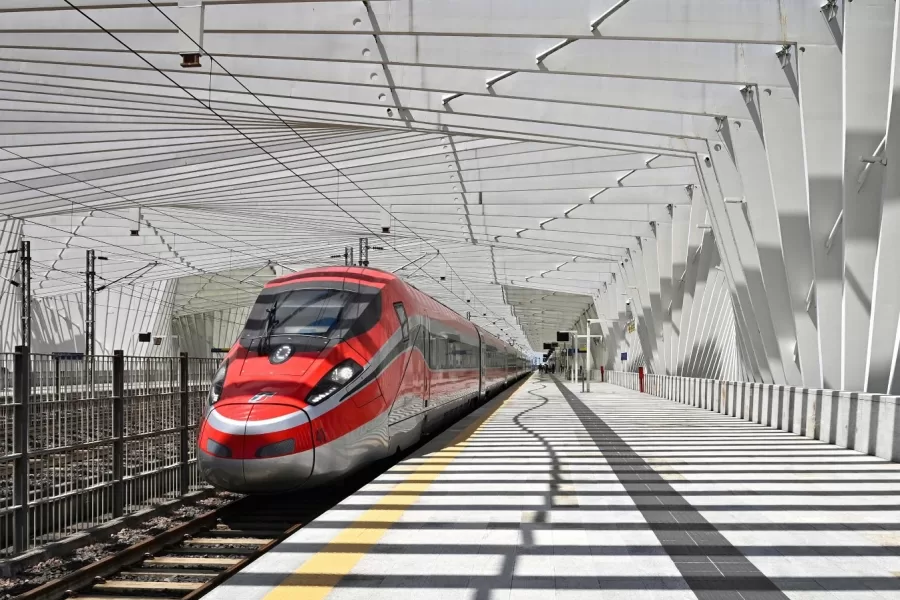 Lentezza italiana: le opere pubbliche aspettano e il Paese non cresce. Per una ferrovia Madrid batte Roma 3 a 1
