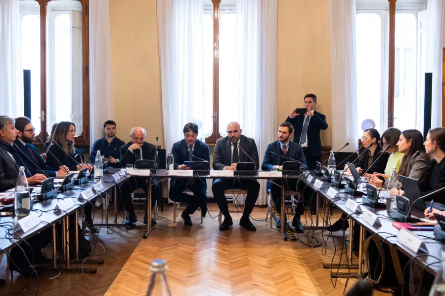 Sostenibilità dei trasporti: focus su decarbonizzazione e digitale nella tavola rotonda con il Sottosegretario Ferrante organizzata dal WEC Italia