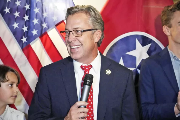 Anche Trump sogna il terzo mandato, negli Stati Uniti tutti cercano di ingraziarsi il tycoon Anche Trump sogna il terzo mandato, negli Stati Uniti tutti cercano di ingraziarsi il tycoon