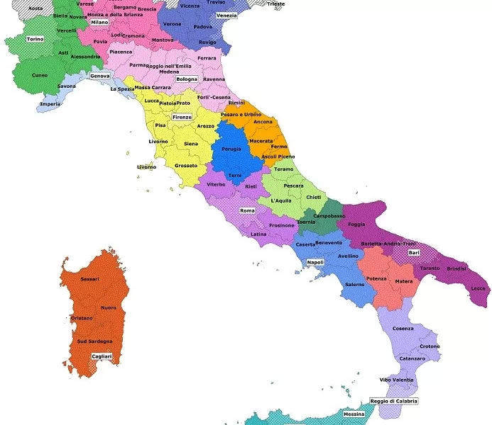 Che fine ha fatto la riforma della riforma delle Province: quello strano tipo di ente che non si vede ma c’è e vive e lotta accanto a noi
