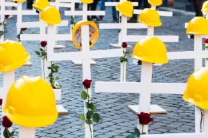 Morti sul lavoro, bollettino di guerra Cisl: “La soluzione è la formazione”