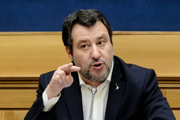 Sciopero generale 3 ottobre, l’affondo arriva in Parlamento. Da Salvini “sanzioni leggere”