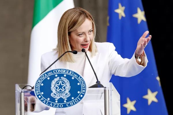 La presidente del Consiglio Giorgia Meloni a Palazzo Chigi durante la cerimonia di consegna del premio Maestro dell’arte della cucina italiana, Roma, Mercoledì, 02 Aprile 2025 (Foto Roberto Monaldo / LaPresse) 

Prime minister Giorgia Meloni at Palazzo Chigi during the award ceremony for the Maestro dell’arte della cucina italiana, Rome, Wednesday, Apr. 02, 2025 (Photo by Roberto Monaldo / LaPresse)